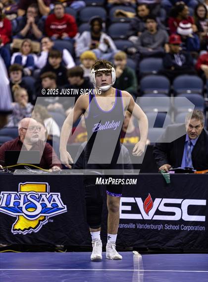 Thumbnail 2 in IHSAA Semi State (Evansville) photogallery.