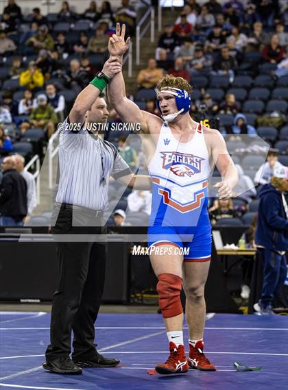 Thumbnail 1 in IHSAA Semi State (Evansville) photogallery.