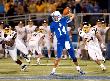 Thumbnail 3 in Archbishop Moeller @ St. Xavier photogallery.