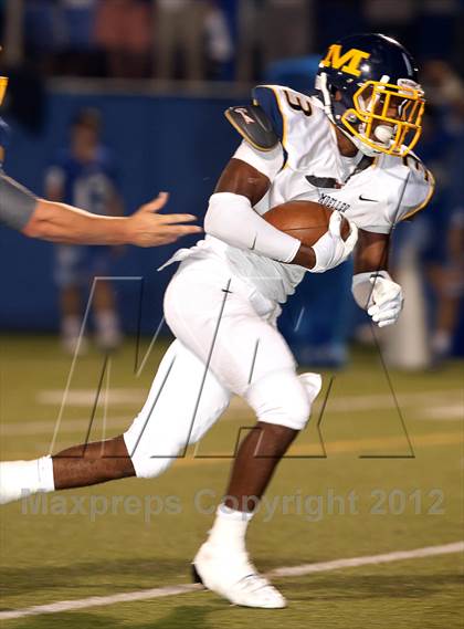 Thumbnail 3 in Archbishop Moeller @ St. Xavier photogallery.