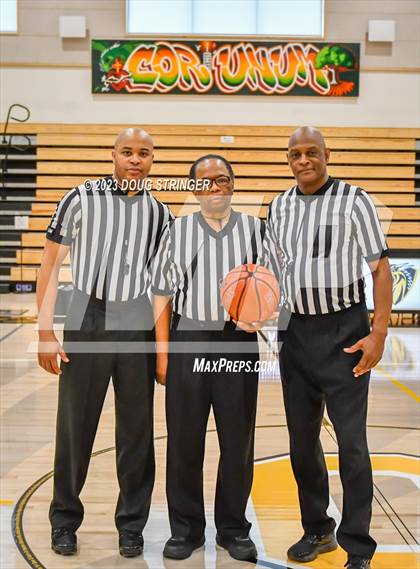 Thumbnail 3 in Priory vs. Pinole Valley (Bishop O'Dowd MLK Classic) photogallery.