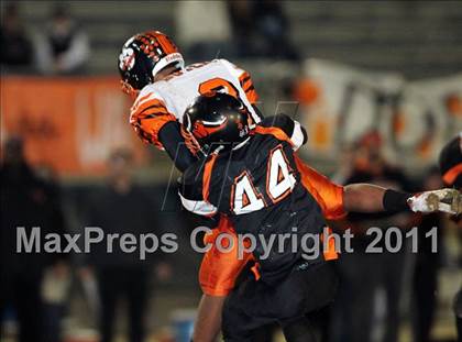 Thumbnail 2 in Roseville @ Vacaville (CIF SJS D2 Playoffs) photogallery.
