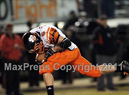 Thumbnail 3 in Roseville @ Vacaville (CIF SJS D2 Playoffs) photogallery.
