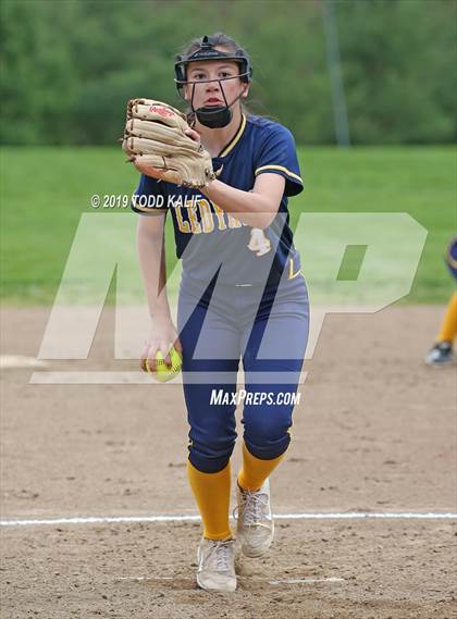 Thumbnail 2 in Ledyard @ Bacon Academy photogallery.