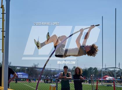 Thumbnail 2 in Jersey Village Falcon Relays (Pole Vault) photogallery.