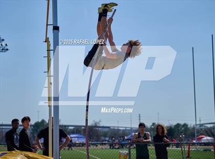 Thumbnail 3 in Jersey Village Falcon Relays (Pole Vault) photogallery.