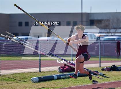 Thumbnail 3 in Jersey Village Falcon Relays (Pole Vault) photogallery.