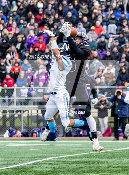 Thumbnail 2 in Nazareth Academy vs Rolling Meadows (IHSA 7A Semifinal) photogallery.
