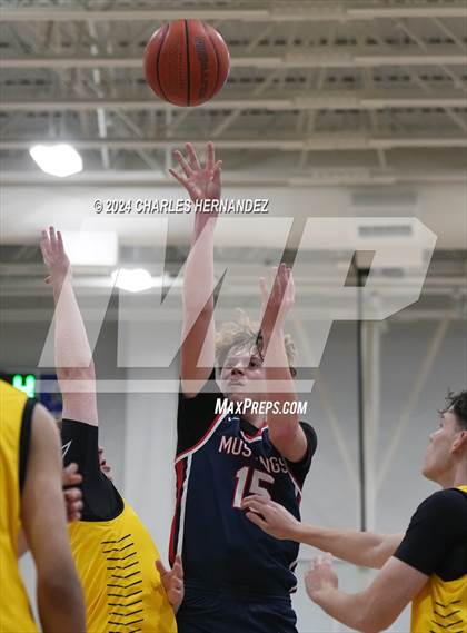 Thumbnail 2 in St. Laurence (Australia) vs Madisonville (Mike Dacus Classic) photogallery.