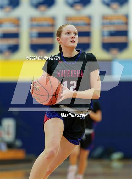 Thumbnail 2 in Waukesha North/South @ Kettle Moraine photogallery.