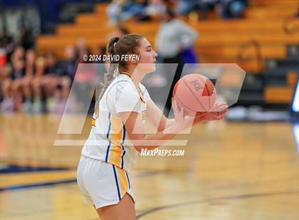 Thumbnail 2 in Waukesha North/South @ Kettle Moraine photogallery.
