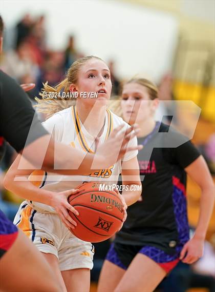Thumbnail 1 in Waukesha North/South @ Kettle Moraine photogallery.