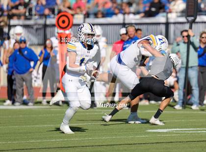 Thumbnail 1 in Brock vs. Clyde (UIL 3A D1 Region Playoff) photogallery.