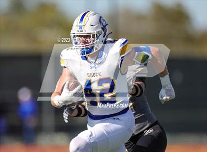 Thumbnail 3 in Brock vs. Clyde (UIL 3A D1 Region Playoff) photogallery.