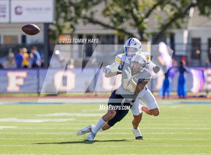 Thumbnail 1 in Brock vs. Clyde (UIL 3A D1 Region Playoff) photogallery.