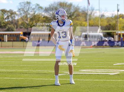 Thumbnail 1 in Brock vs. Clyde (UIL 3A D1 Region Playoff) photogallery.