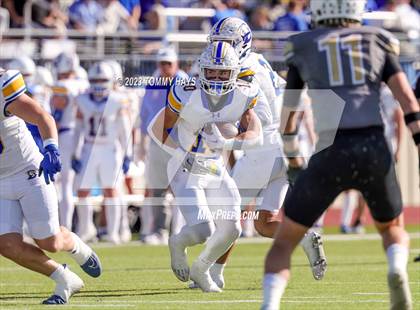 Thumbnail 1 in Brock vs. Clyde (UIL 3A D1 Region Playoff) photogallery.