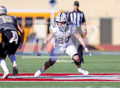 Thumbnail 2 in Brock vs. Clyde (UIL 3A D1 Region Playoff) photogallery.