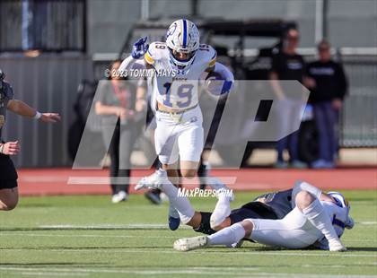 Thumbnail 1 in Brock vs. Clyde (UIL 3A D1 Region Playoff) photogallery.