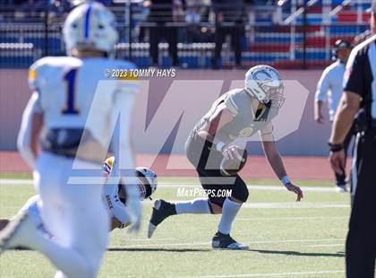 Thumbnail 2 in Brock vs. Clyde (UIL 3A D1 Region Playoff) photogallery.
