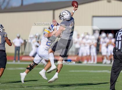 Thumbnail 2 in Brock vs. Clyde (UIL 3A D1 Region Playoff) photogallery.