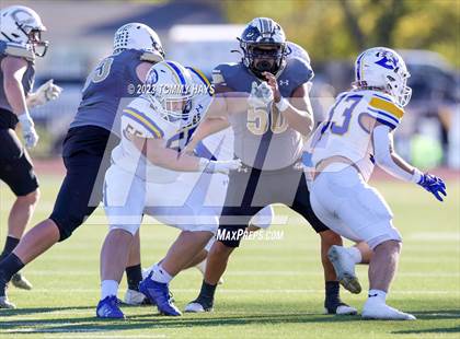 Thumbnail 1 in Brock vs. Clyde (UIL 3A D1 Region Playoff) photogallery.