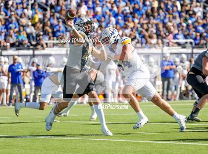 Thumbnail 2 in Brock vs. Clyde (UIL 3A D1 Region Playoff) photogallery.