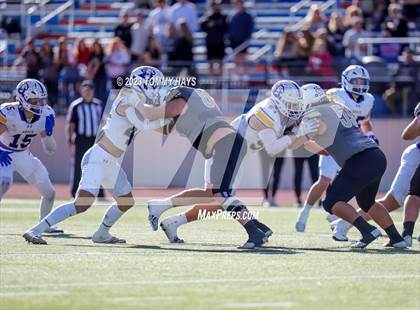 Thumbnail 3 in Brock vs. Clyde (UIL 3A D1 Region Playoff) photogallery.