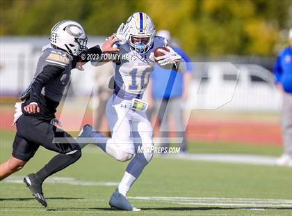 Thumbnail 2 in Brock vs. Clyde (UIL 3A D1 Region Playoff) photogallery.