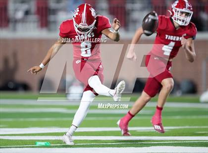 Thumbnail 3 in Gilmer vs Glen Rose (UIL 4A D2 Semifinal Playoff) photogallery.
