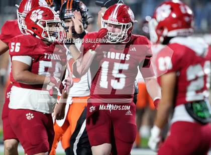 Thumbnail 3 in Gilmer vs Glen Rose (UIL 4A D2 Semifinal Playoff) photogallery.