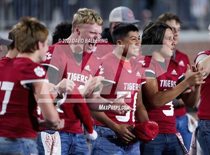 Thumbnail 1 in Gilmer vs Glen Rose (UIL 4A D2 Semifinal Playoff) photogallery.