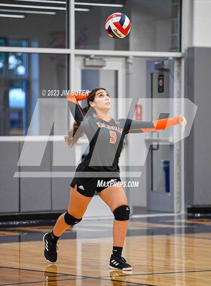Thumbnail 2 in Caldwell vs Smithville photogallery.