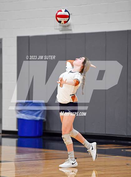 Thumbnail 1 in Caldwell vs Smithville photogallery.