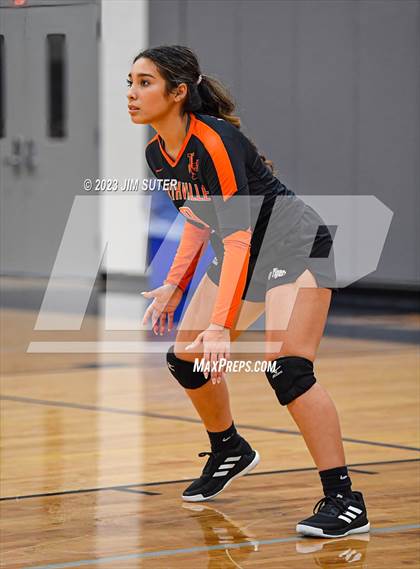 Thumbnail 1 in Caldwell vs Smithville photogallery.