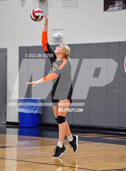 Thumbnail 2 in Caldwell vs Smithville photogallery.