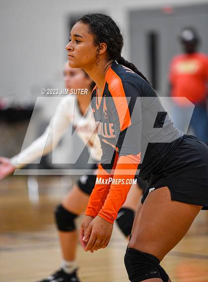 Thumbnail 1 in Caldwell vs Smithville photogallery.