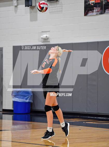 Thumbnail 1 in Caldwell vs Smithville photogallery.