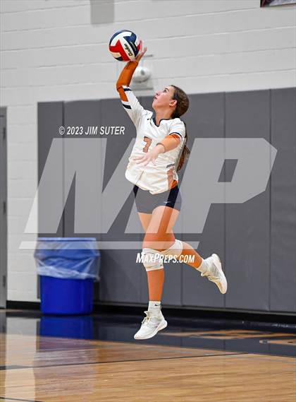 Thumbnail 2 in Caldwell vs Smithville photogallery.