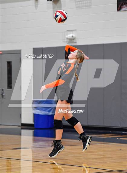 Thumbnail 3 in Caldwell vs Smithville photogallery.
