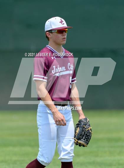 Thumbnail 2 in Falls City vs. Johnson City (UIL 2A Bi-District Playoffs) photogallery.