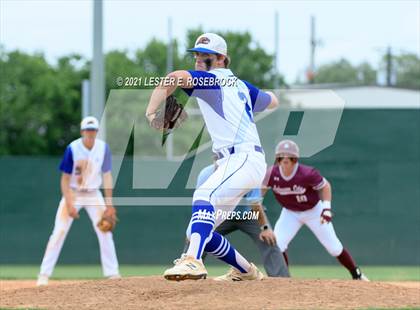 Thumbnail 1 in Falls City vs. Johnson City (UIL 2A Bi-District Playoffs) photogallery.