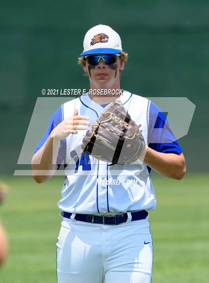 Thumbnail 2 in Falls City vs. Johnson City (UIL 2A Bi-District Playoffs) photogallery.