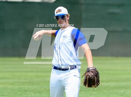 Thumbnail 2 in Falls City vs. Johnson City (UIL 2A Bi-District Playoffs) photogallery.