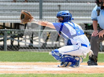 Thumbnail 1 in Falls City vs. Johnson City (UIL 2A Bi-District Playoffs) photogallery.