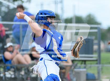 Thumbnail 2 in Falls City vs. Johnson City (UIL 2A Bi-District Playoffs) photogallery.