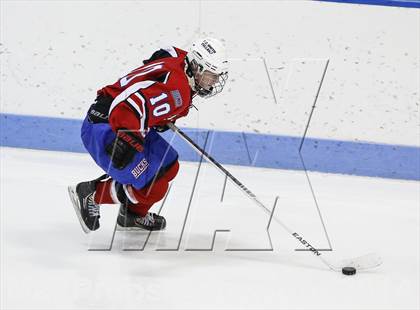Thumbnail 3 in Newtown vs. E.O. Smith/Tolland (CIAC Division III Final) photogallery.