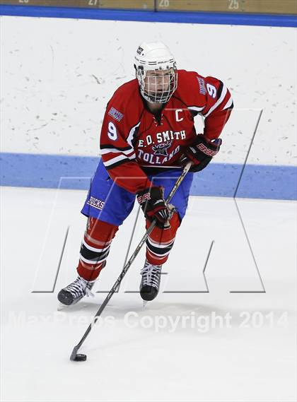 Thumbnail 1 in Newtown vs. E.O. Smith/Tolland (CIAC Division III Final) photogallery.