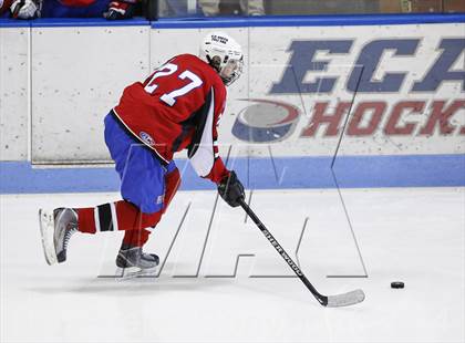 Thumbnail 1 in Newtown vs. E.O. Smith/Tolland (CIAC Division III Final) photogallery.