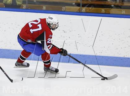 Thumbnail 3 in Newtown vs. E.O. Smith/Tolland (CIAC Division III Final) photogallery.